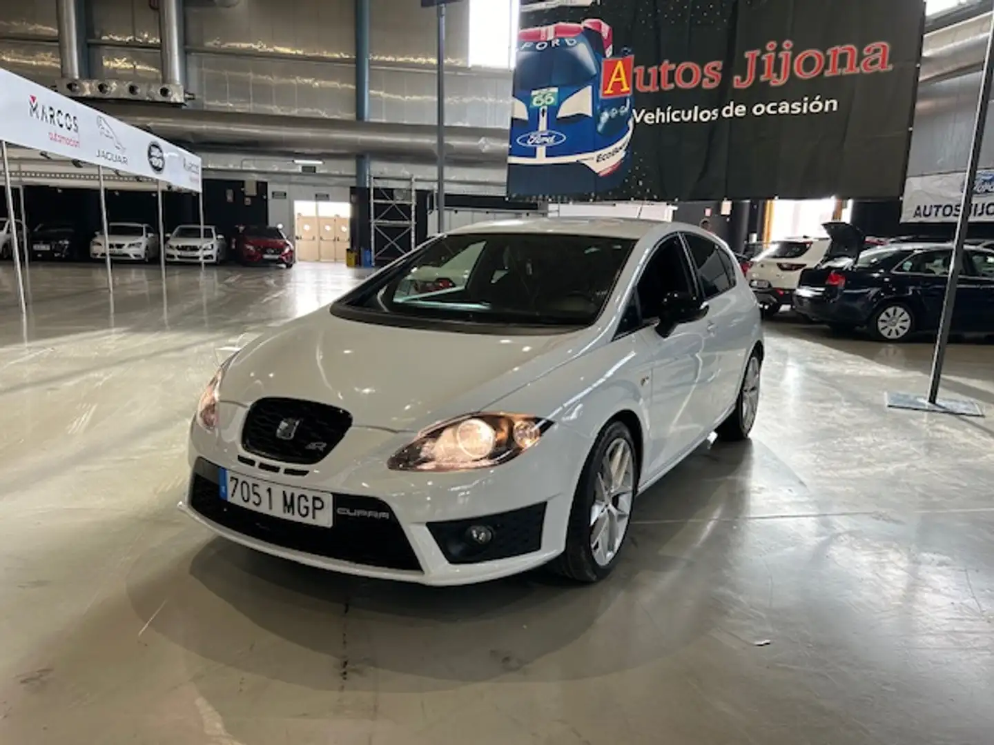 SEAT Leon 2.0 Cupra R Weiß - 1