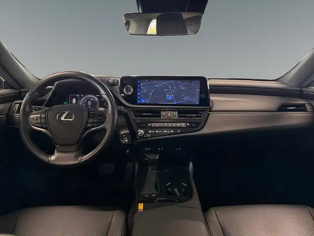 Lexus Es view 11