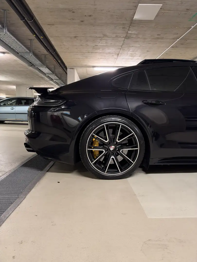 Porsche Panamera Turbo S E-Hybrid Approved Schwarz - 2