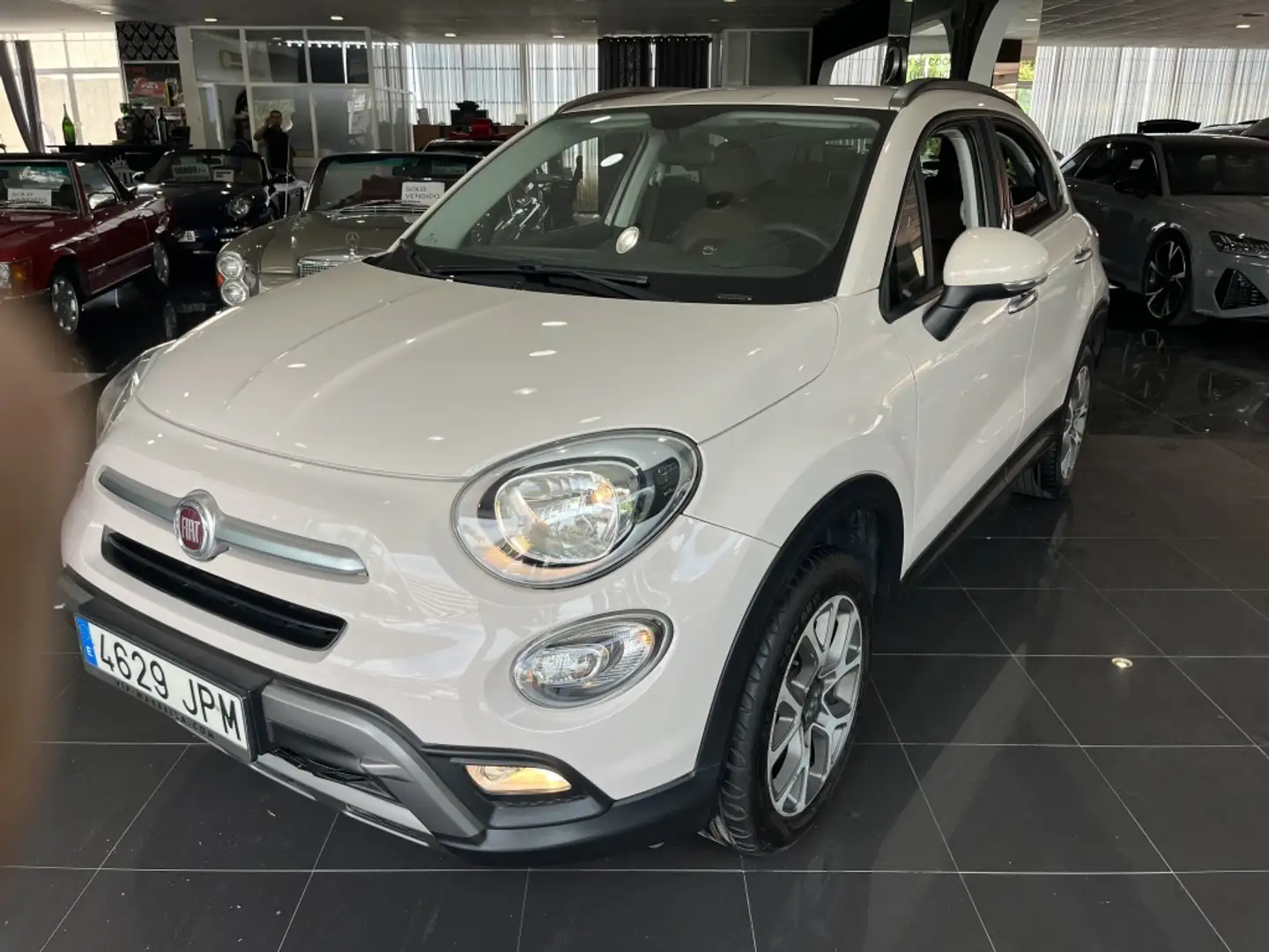 Fiat 500X 1.4 Multiair Cross 4x4 Aut. 125kW Beige - 1