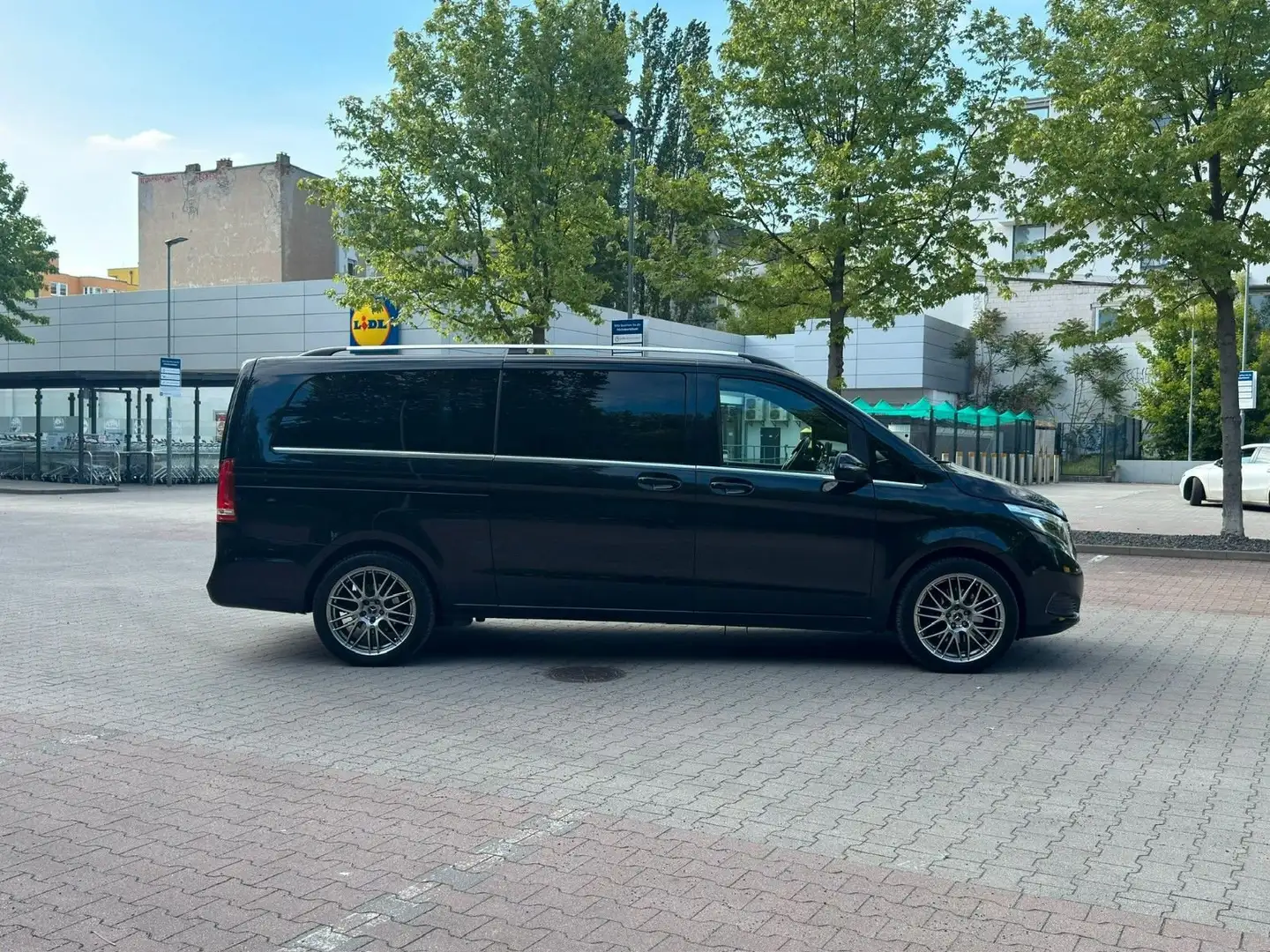 Mercedes-Benz V 250 V 250 d extralang 7G-TRONIC Avantgarde Negru - 2