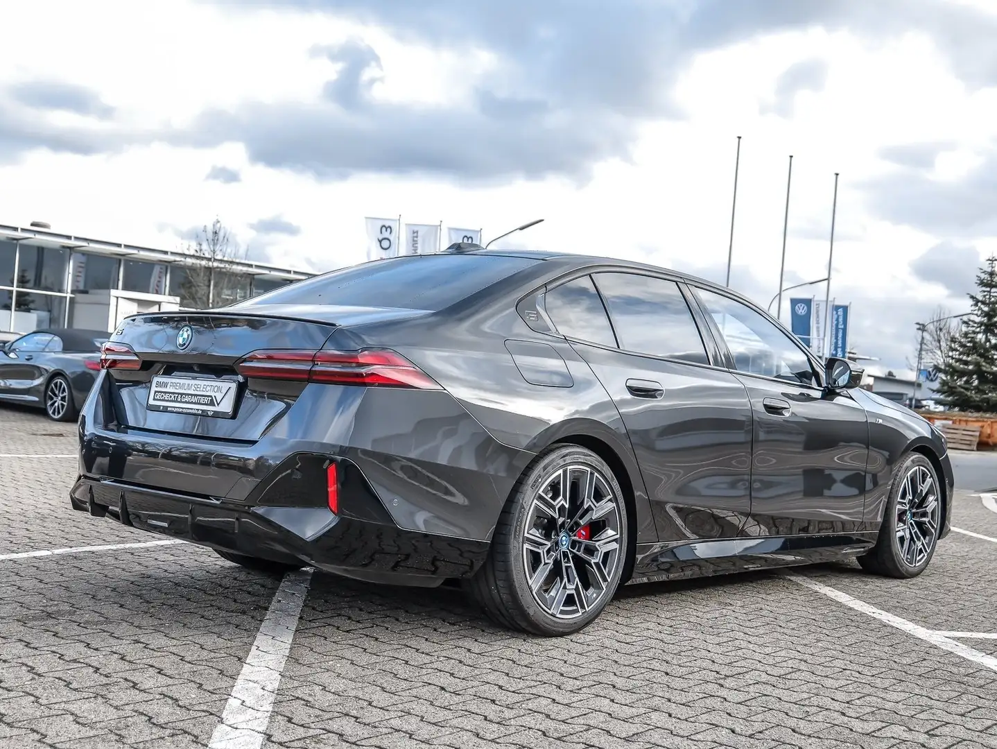 BMW i5 M60 xDrive M Sport HUD PANO ACC 360°KAM RFK Grau - 2