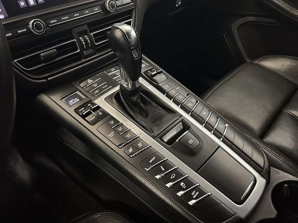 2020 Porsche Macan GTS AWD PREMIUM PACKAGE PLUS NIGHT BLUE thumb 25