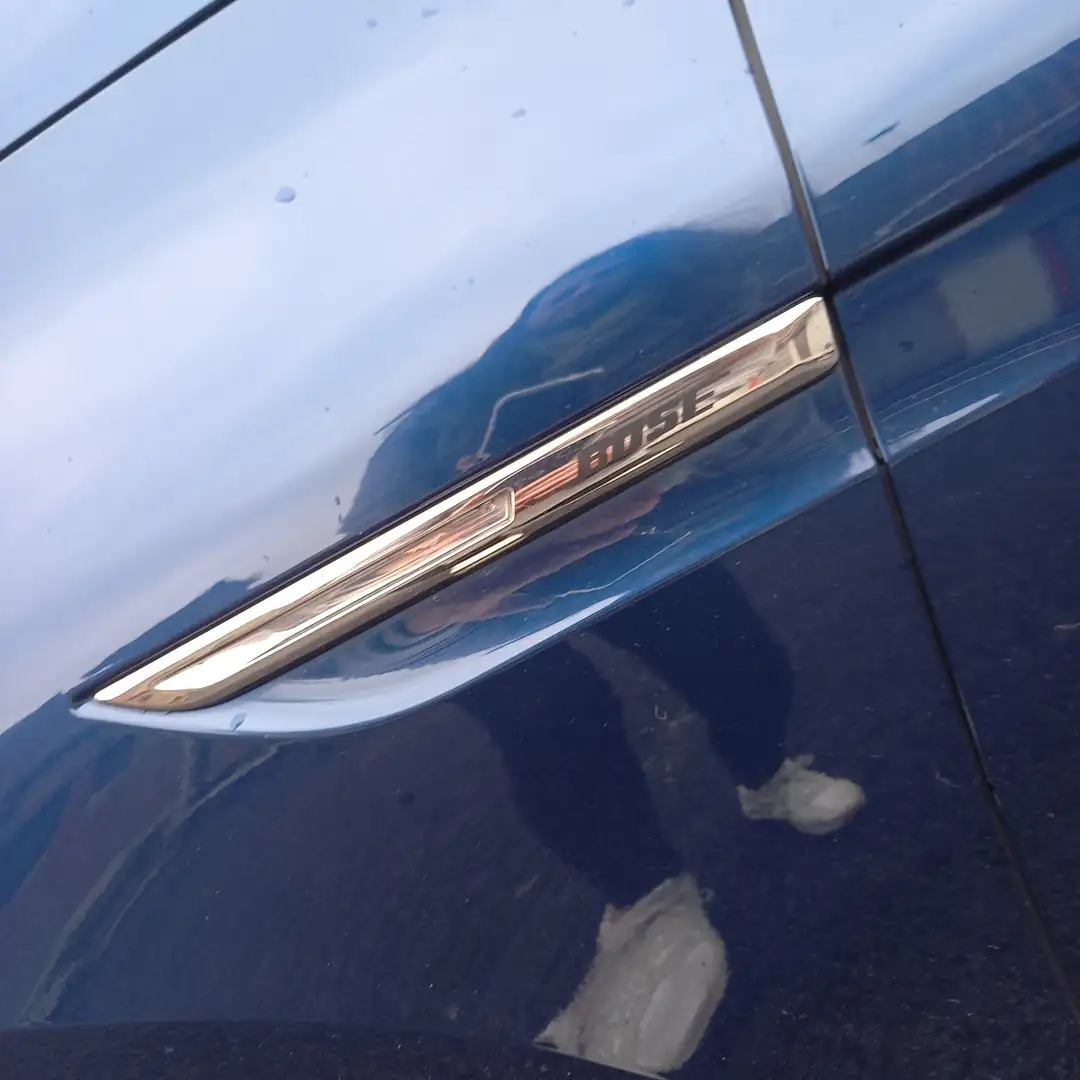 Renault Megane Megane ENERGY TCe 130 BOSE EDITION Blauw - 2