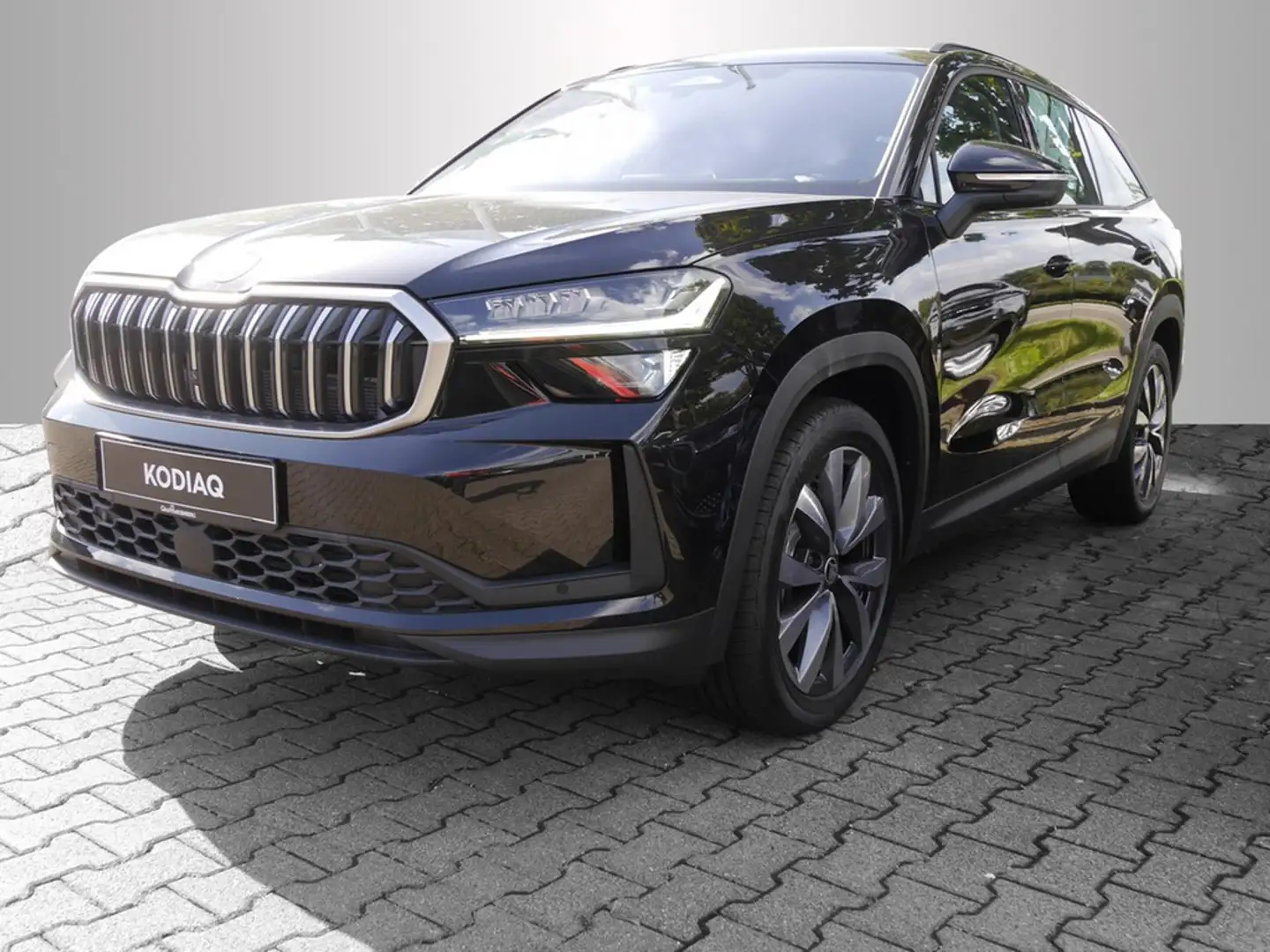 Skoda Kodiaq Selection 2.0 TDI DSG Navi AHK ACC Schwarz - 1