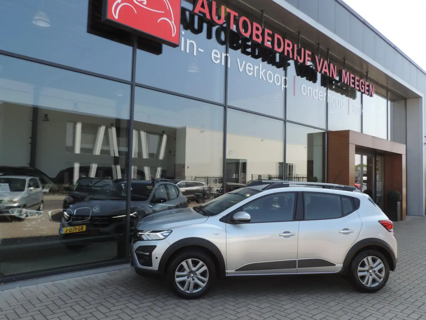 Dacia Sandero Stepway 1.0 TCe 90 Comfort 36.000km | ECC | CarPla Gris - 2