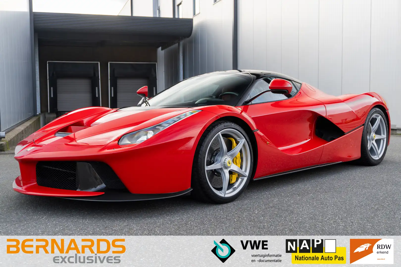 Ferrari LaFerrari 6.3 V12 - Rosso Corsa - 1 of 499 Roşu - 1