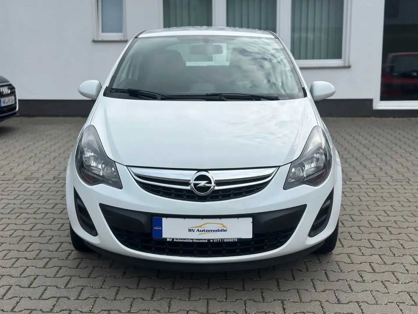 Opel Corsa D Active Weiß - 2