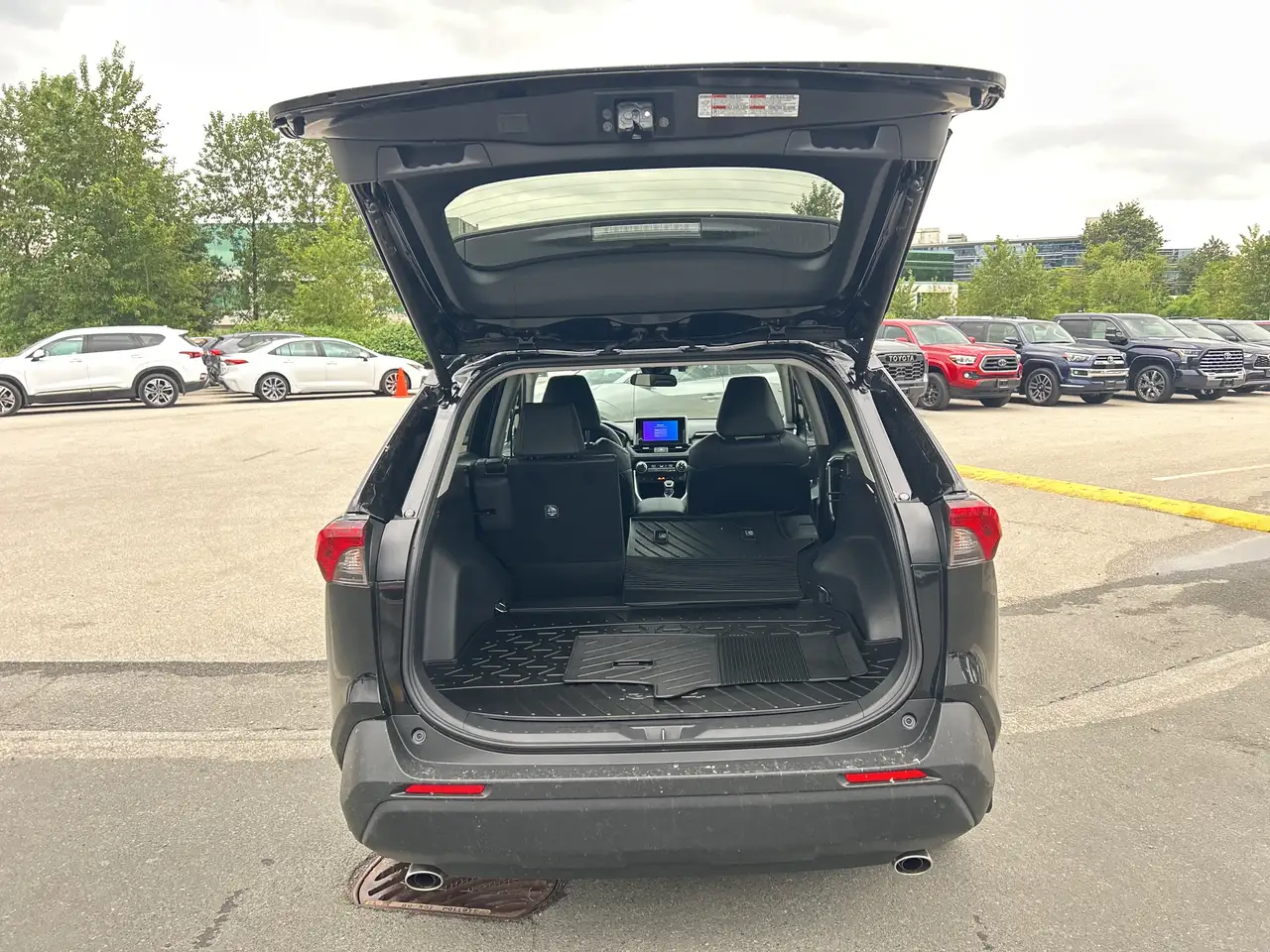 Toyota RAV 4 снимка Toyota RAV 4