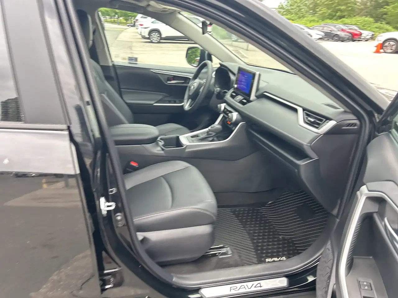Toyota RAV 4 снимка Toyota RAV 4