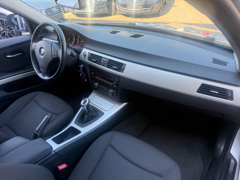 BMW 318 i*MFL*1 HAND*NUR 94TKM*PDC*SHZ*** — photo 9