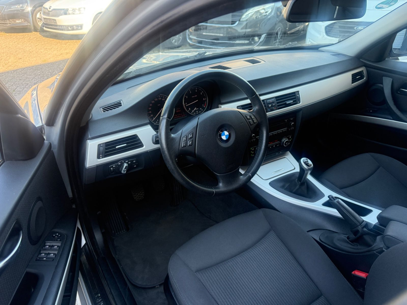 BMW 318 i*MFL*1 HAND*NUR 94TKM*PDC*SHZ*** — photo 7