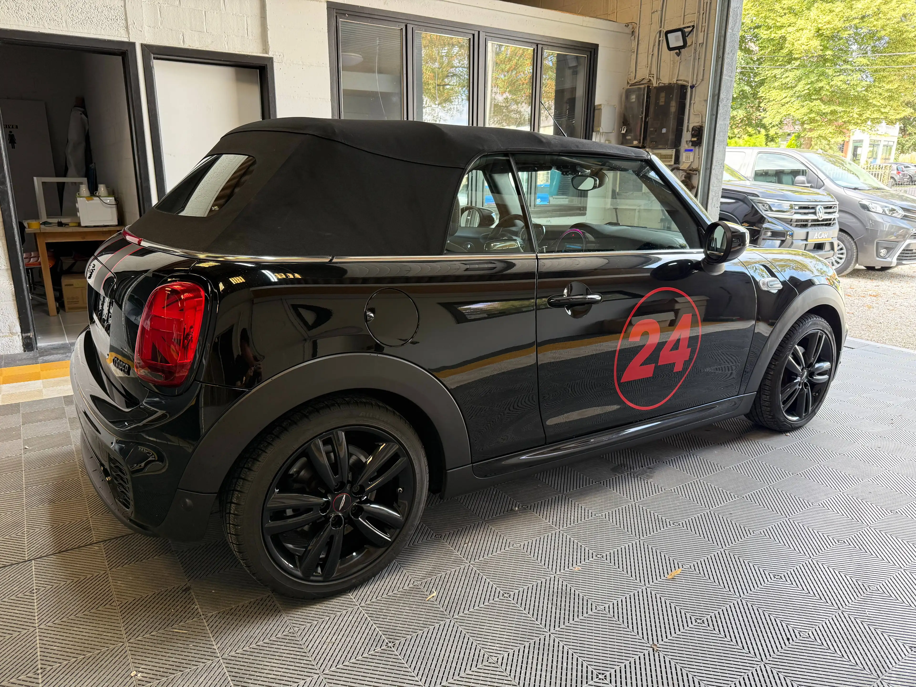 MINI Cooper Cabrio Mini Cabriolet 1.5A Cooper OPF PACK JOHN COOPER WORKS - GARANTIE 2028 MINI — photo 4