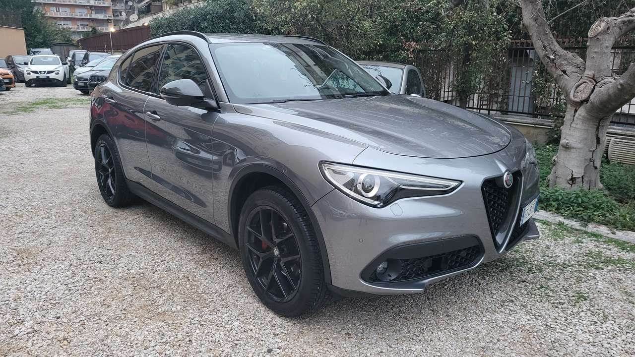 Alfa Romeo Stelvio Stelvio 2017 2.2 t Business Q4 190cv auto my19