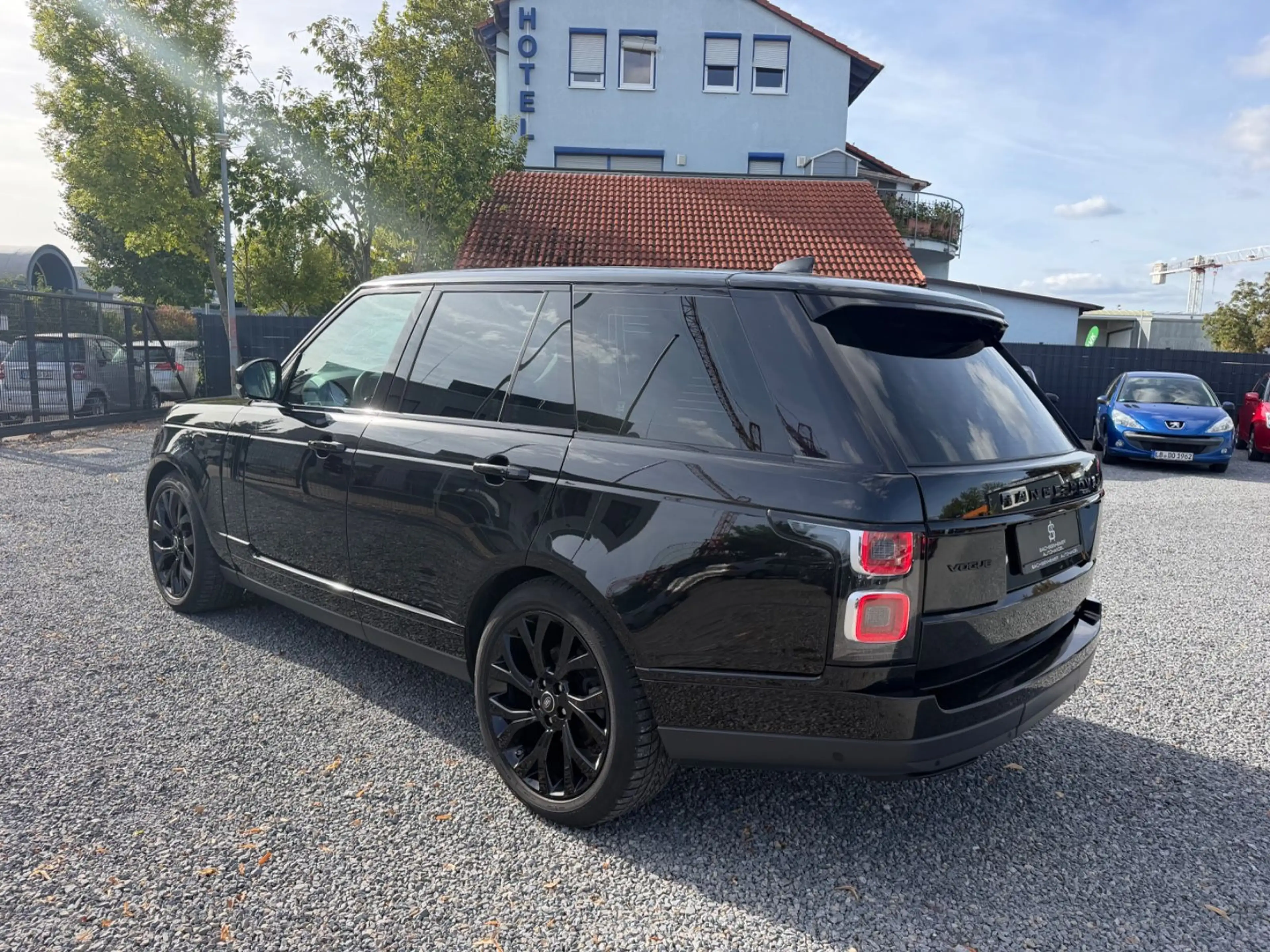 Land Rover Range Rover Vogue — photo 5