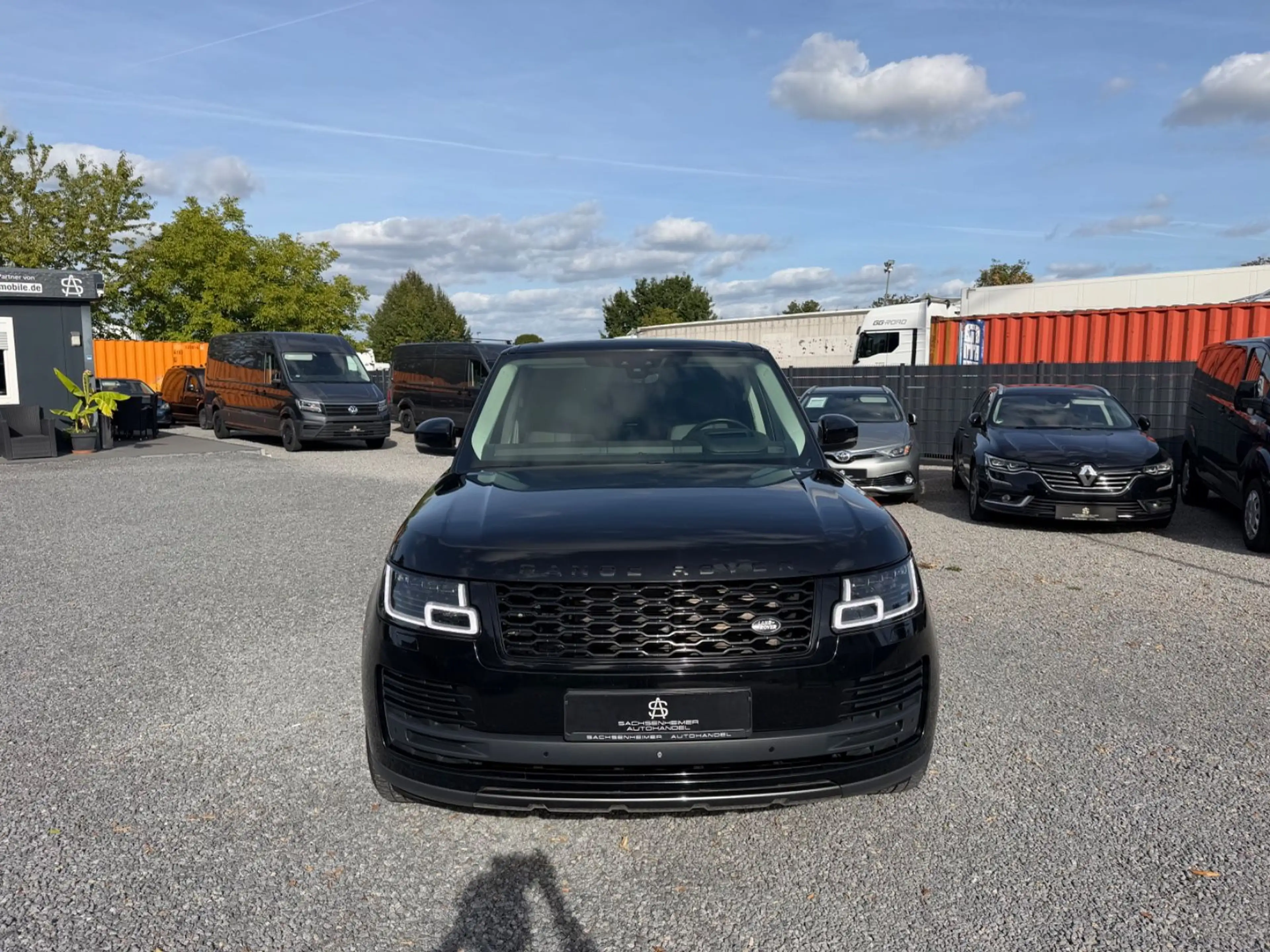 Land Rover Range Rover Vogue — photo 14