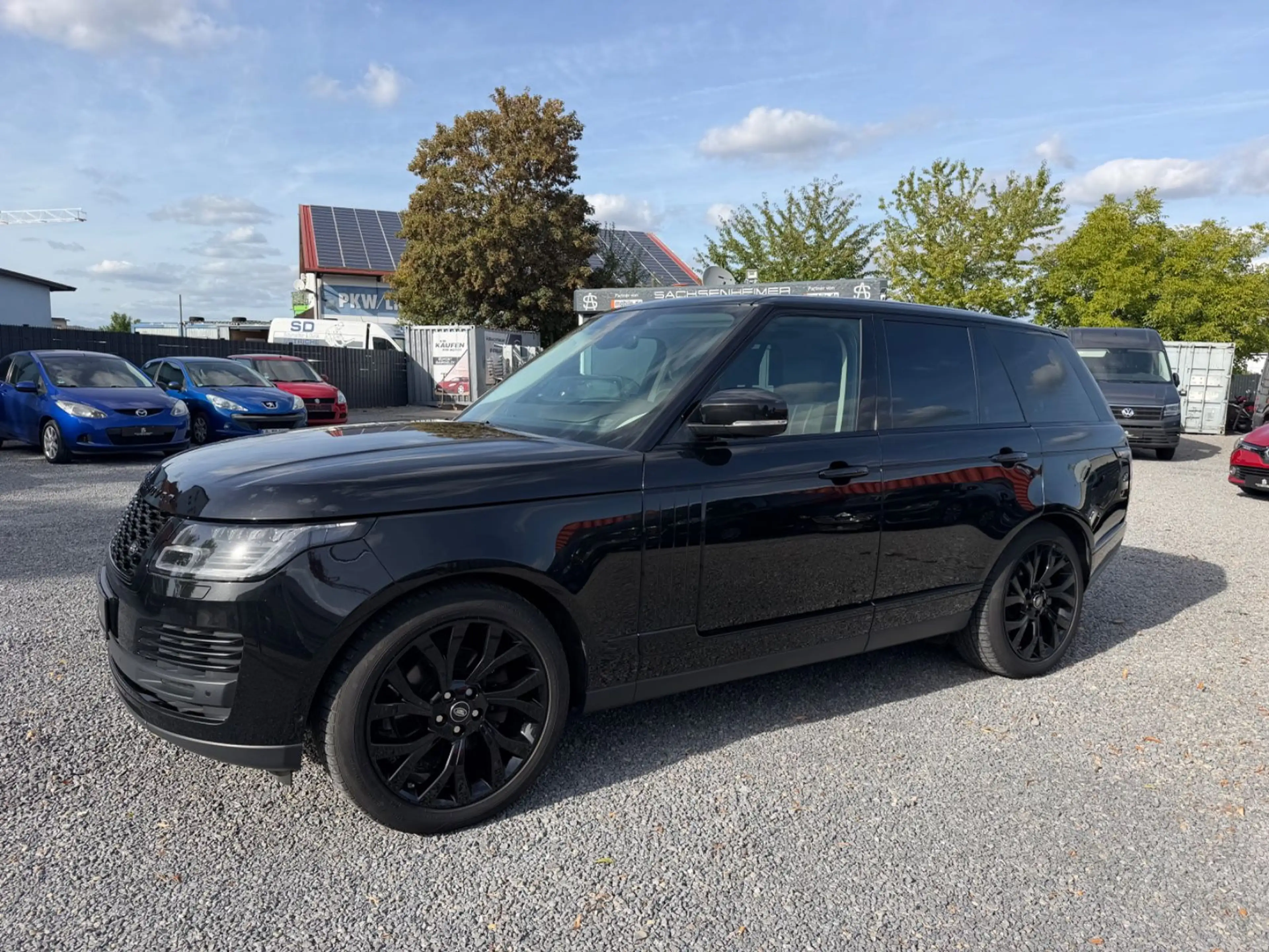 Land Rover Range Rover Vogue — photo 10