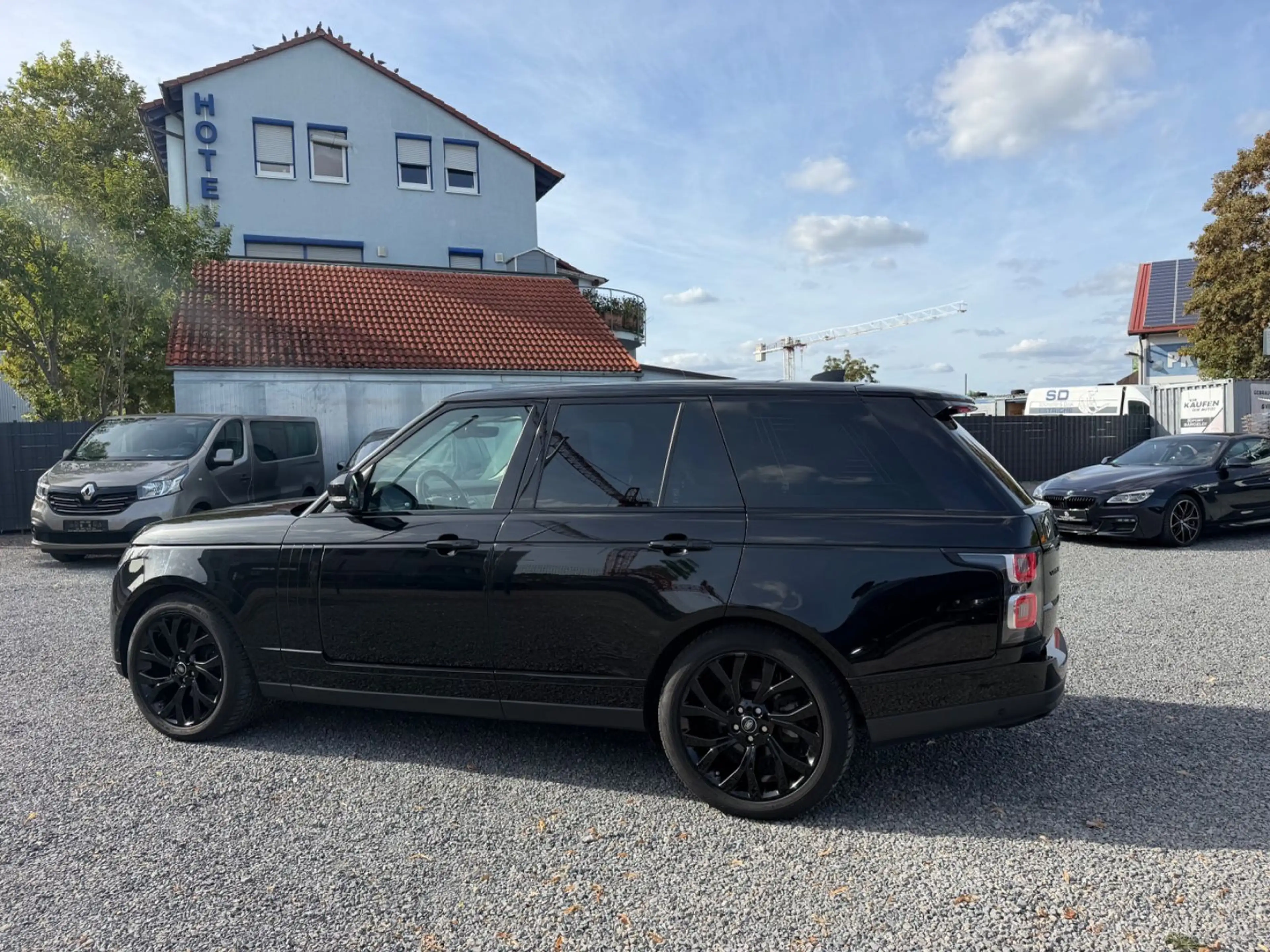 Land Rover Range Rover Vogue — photo 8