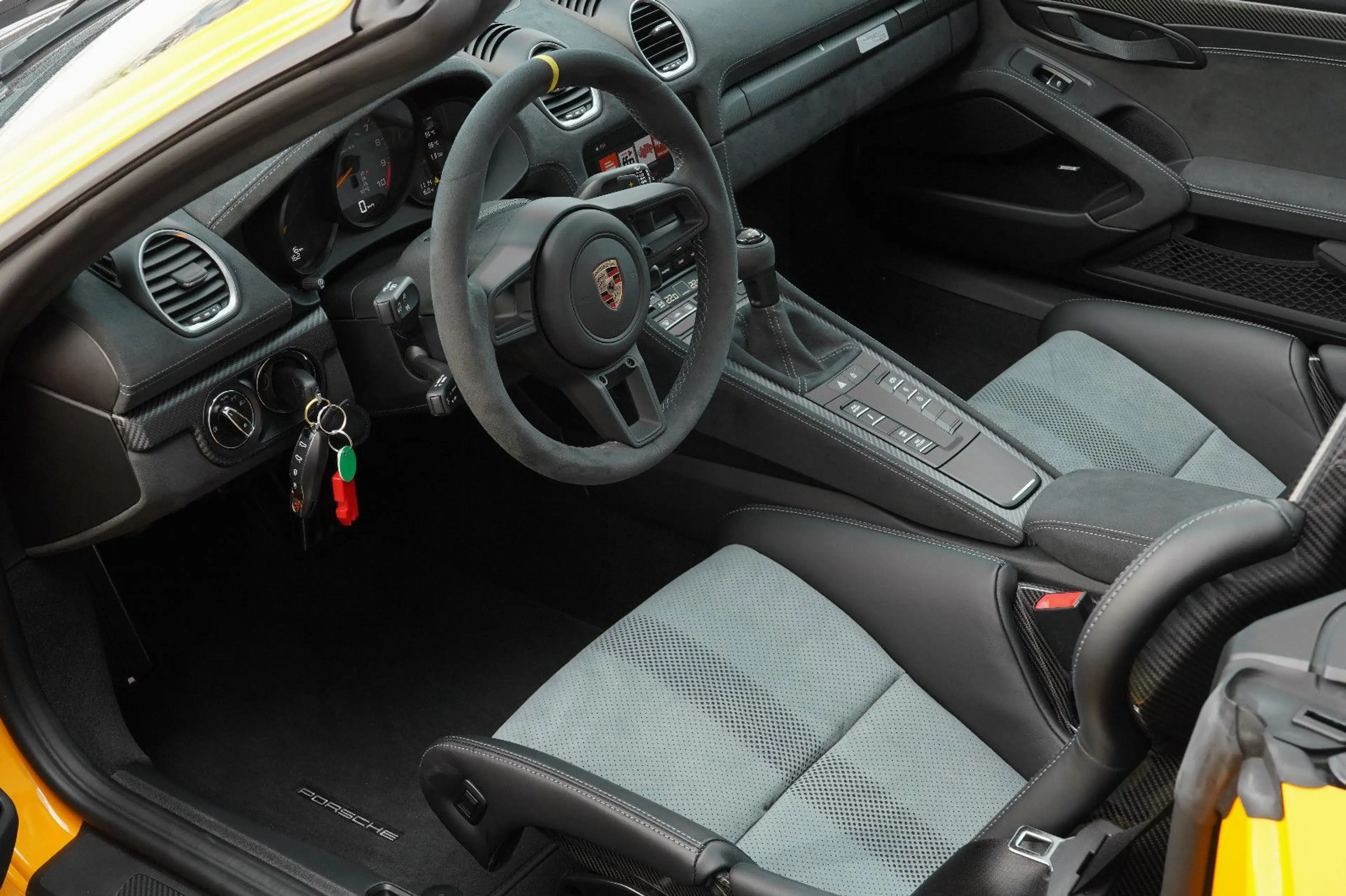 Porsche Boxster Spyder RS -PTS signalgelb-Weissach-Lift-neu ! — photo 12