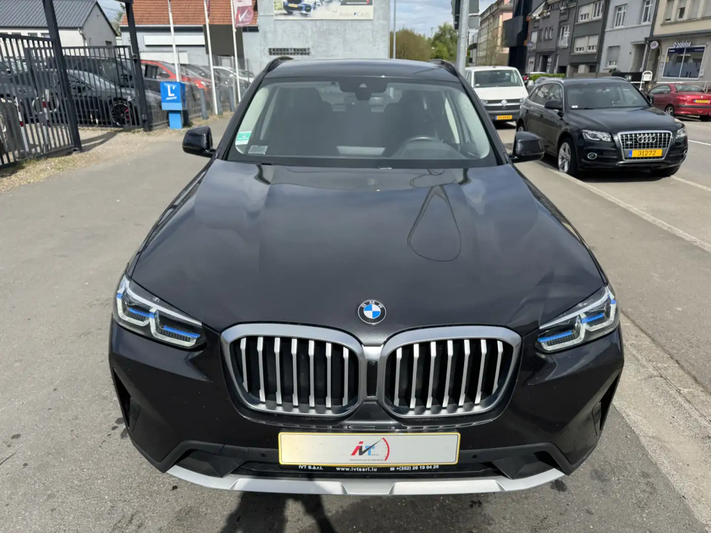 BMW X3 30dA X-line 286 Gris - 2