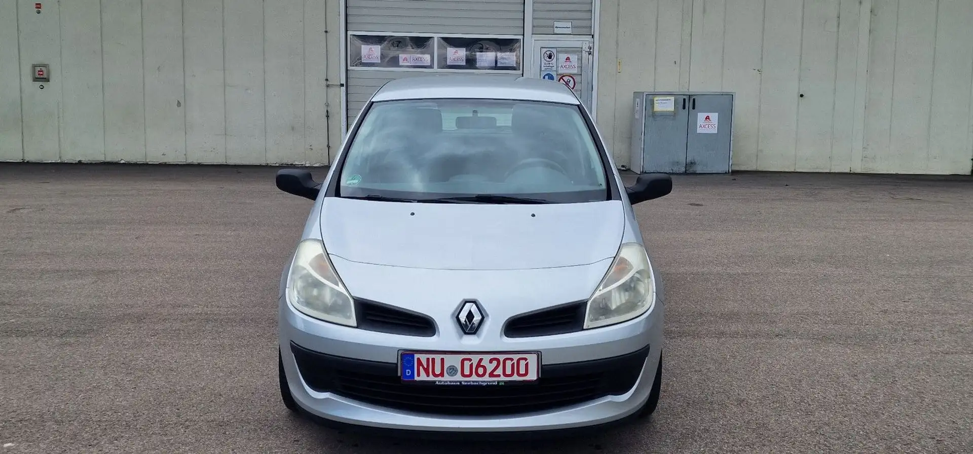 Renault Clio 1.2 Klima Srebrny - 1