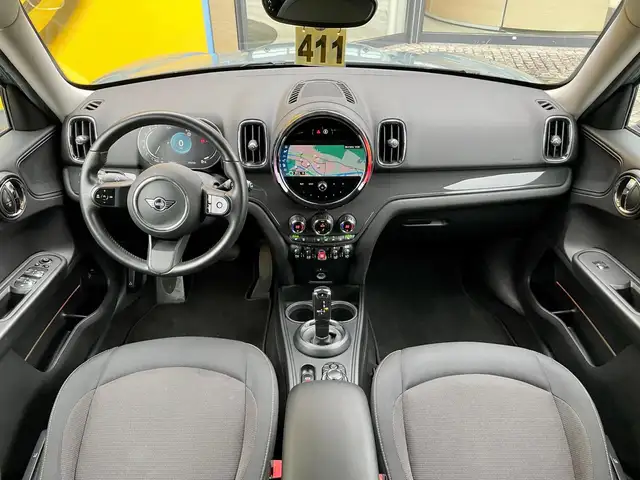 Mini Cooper Cooper view 11