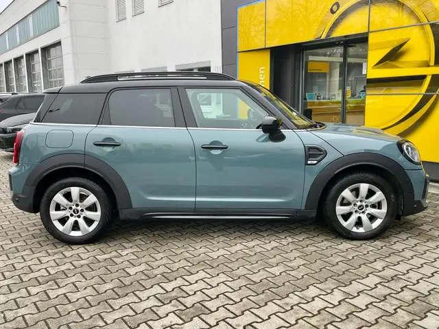 Mini Cooper Cooper view 8