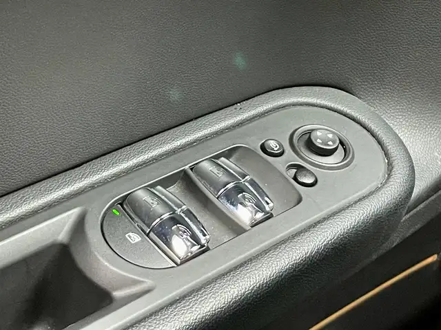 Mini Cooper Cooper view 14
