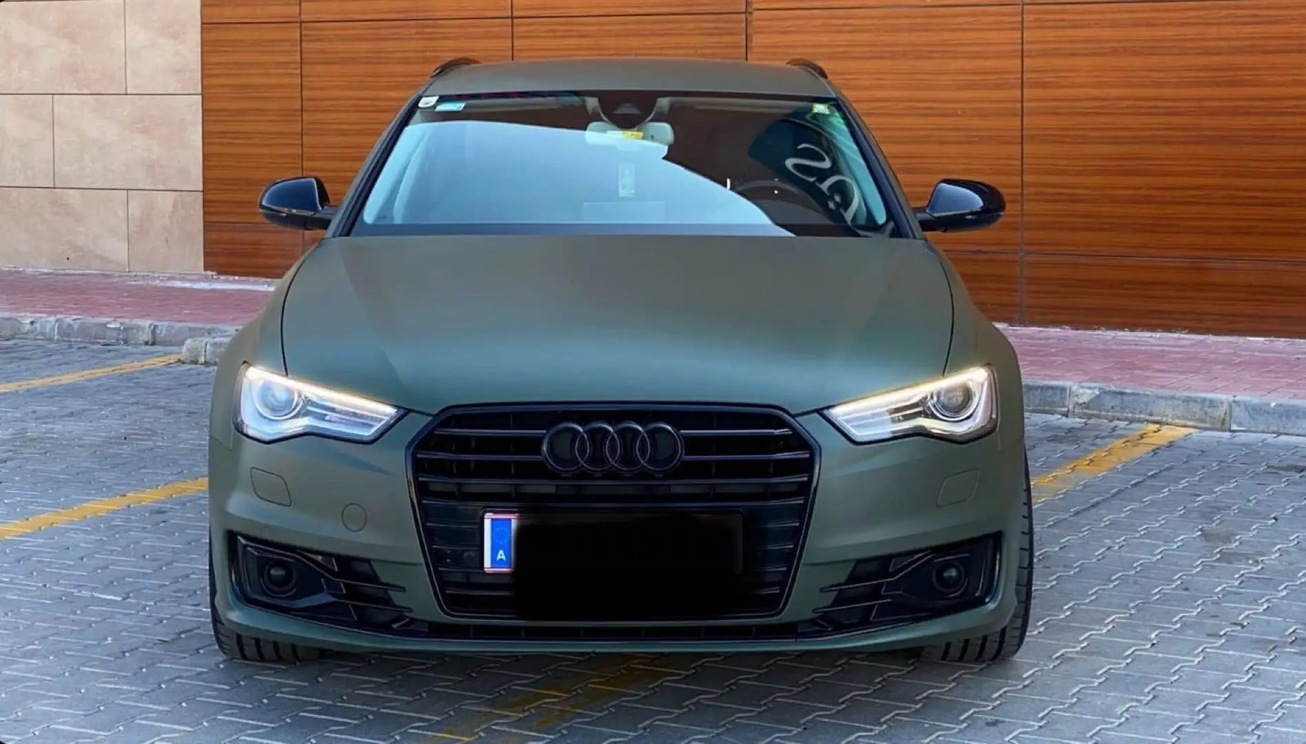 Audi A6 Avant 2,0 TDI ultra intense S-tronic Intense Зелений - 1