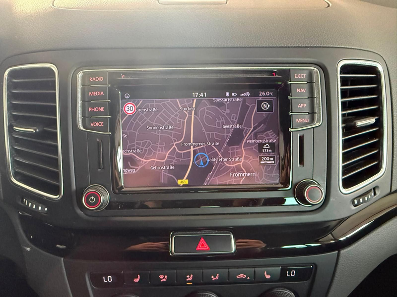 SEAT Alhambra Style 2.0 TSI 150 PS -Xenon,Navi,RFK — photo 8