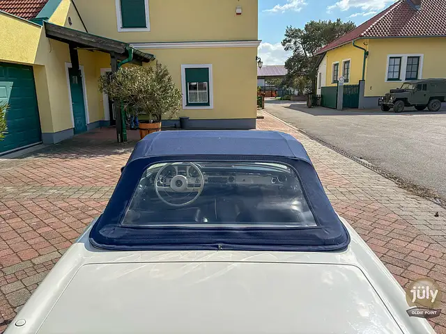 Mercedes-Benz SL 230 Pagode | 1967 | Motorrevision | Hardtop Ansicht 11