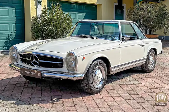 Mercedes-Benz SL 230 Pagode | 1967 | Motorrevision | Hardtop Ansicht 3