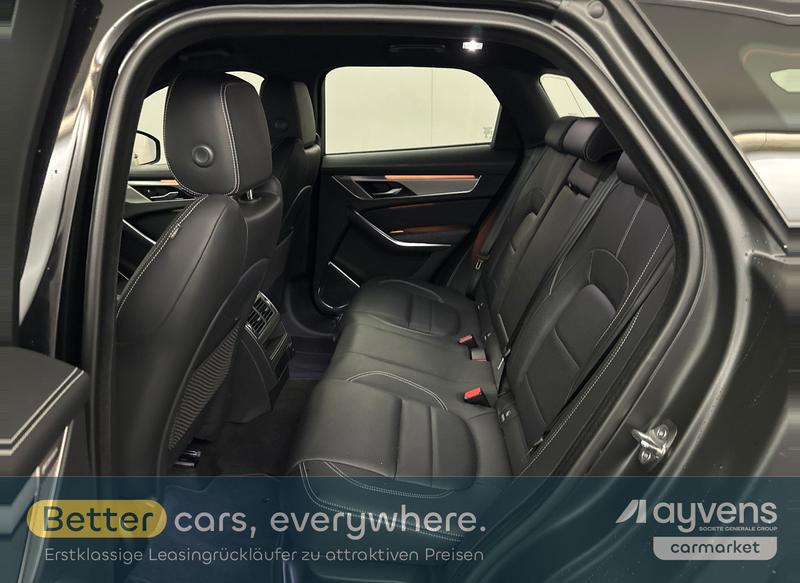 Jaguar F-Pace P400e AWD — photo 2