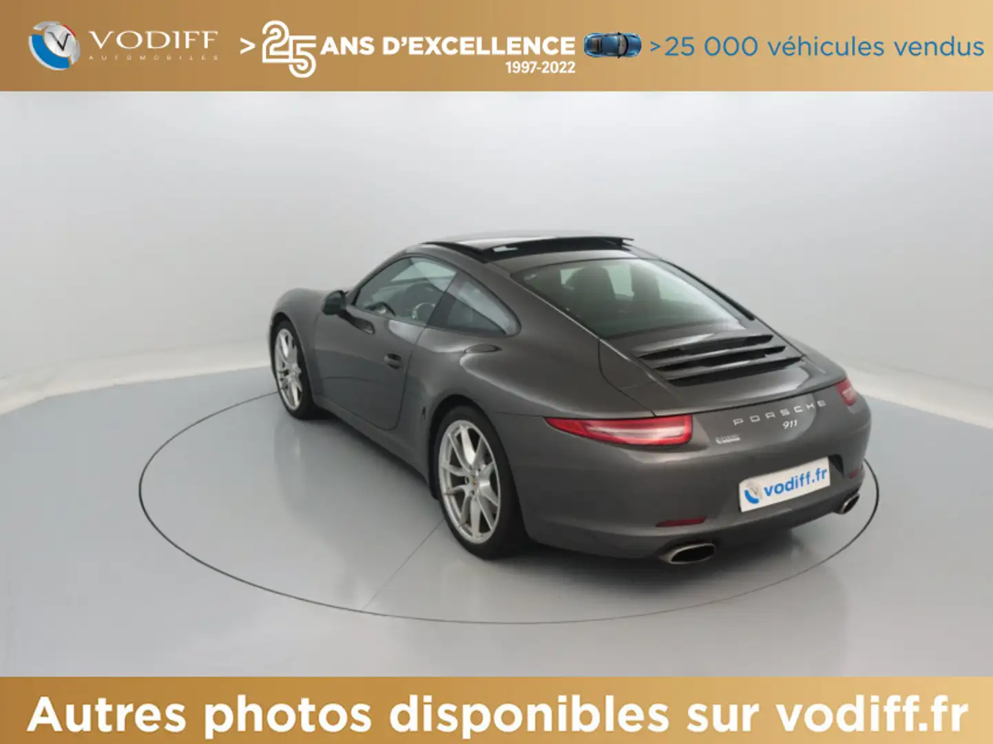 Porsche 991 CARRERA 350 CV Grau - 2