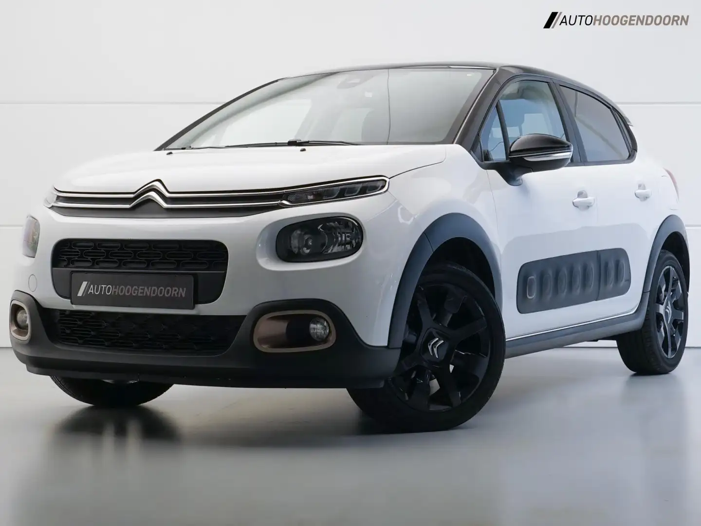 Citroen C3 1.2 PureTech C-Series Black White Edition (APPLE C Wit - 1