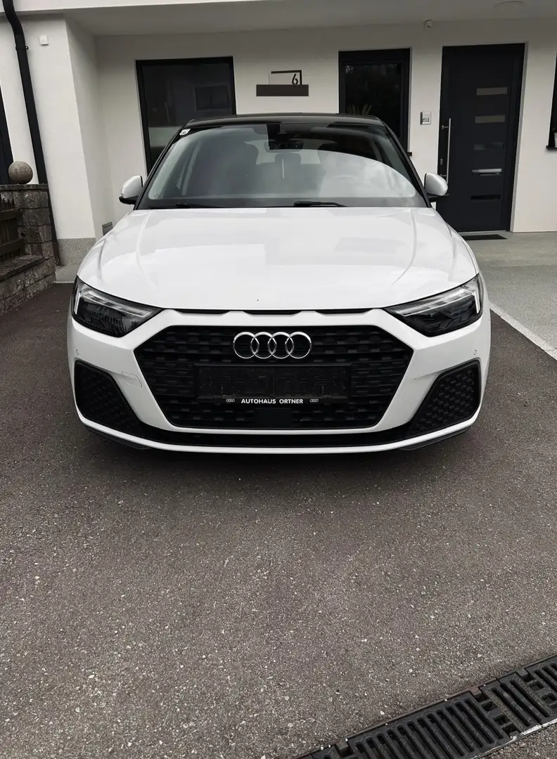 Audi A1 25 TFSI Sportback Weiß - 1