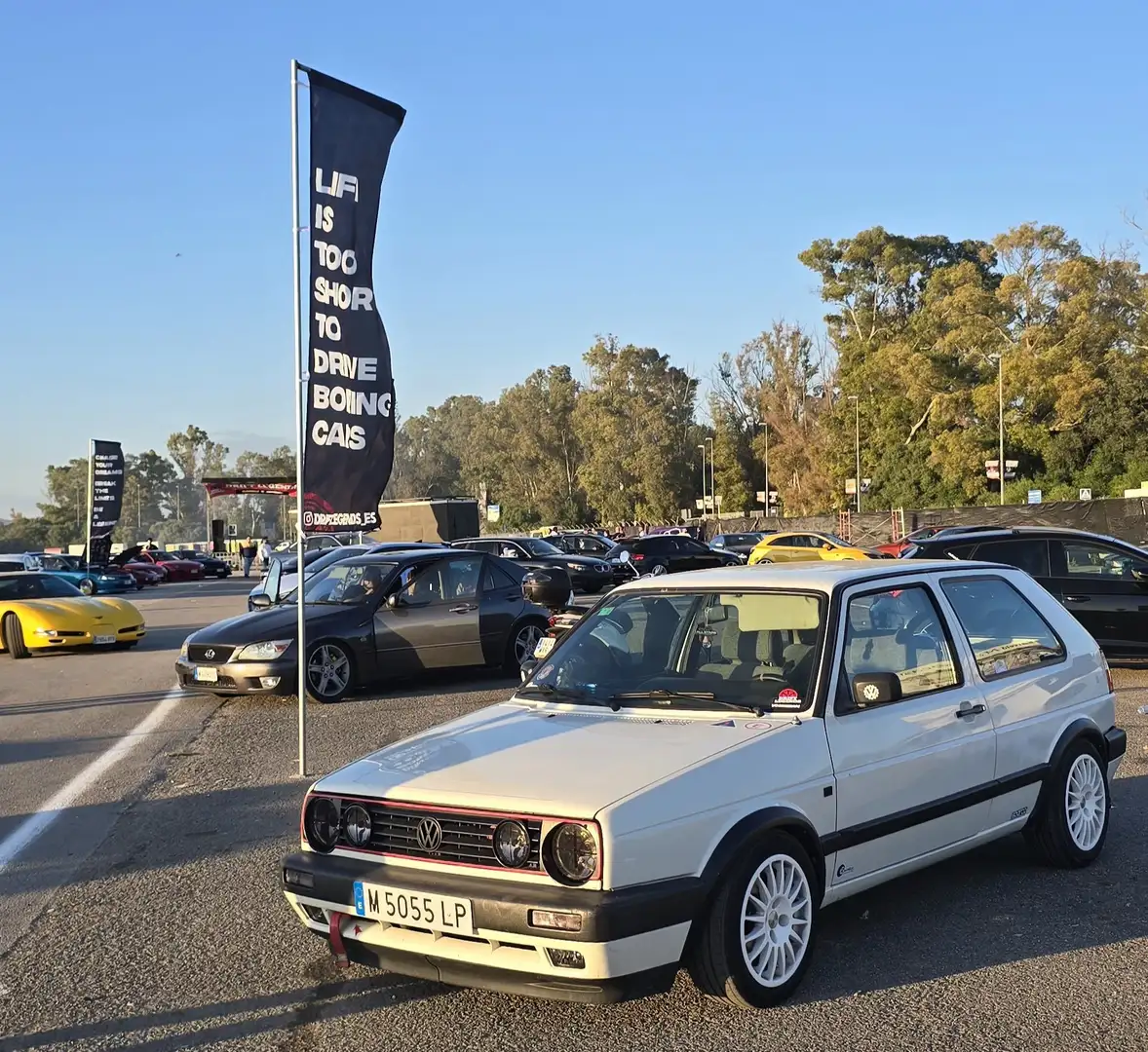 Volkswagen Golf 1.6 CL - 1