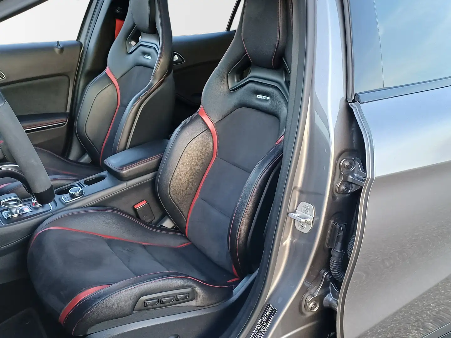 Mercedes-Benz GLA 45 AMG 4MATIC /Uitmuntend nette staat!/ Grau - 2