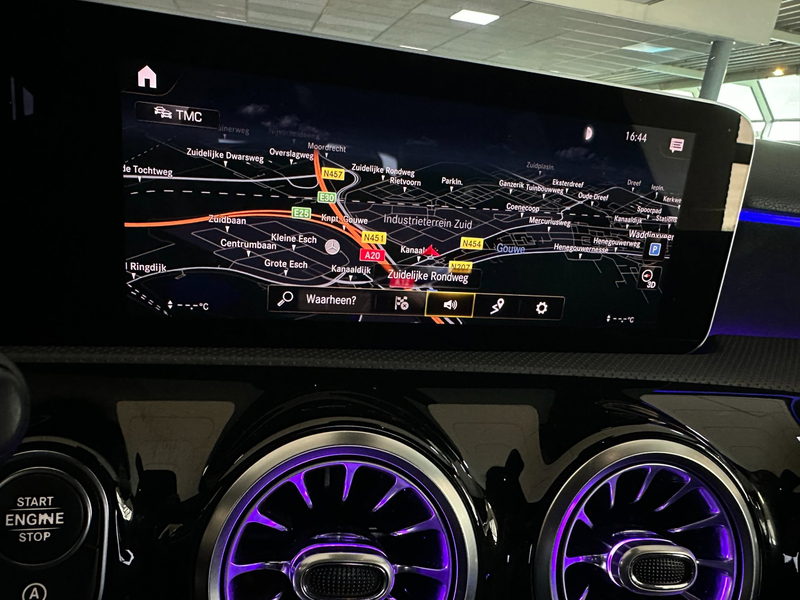 Mercedes-Benz A 200 Business Solution AMG/SFEERVERLICHTING/CAMERA/NAVI — photo 23