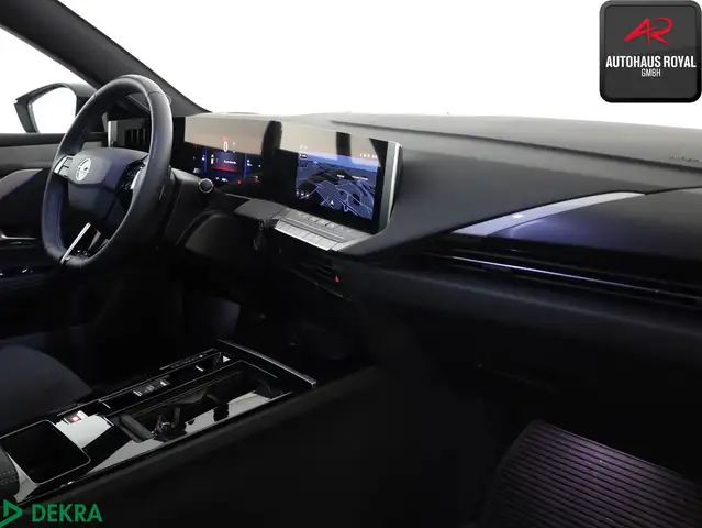 Opel Astra view 10