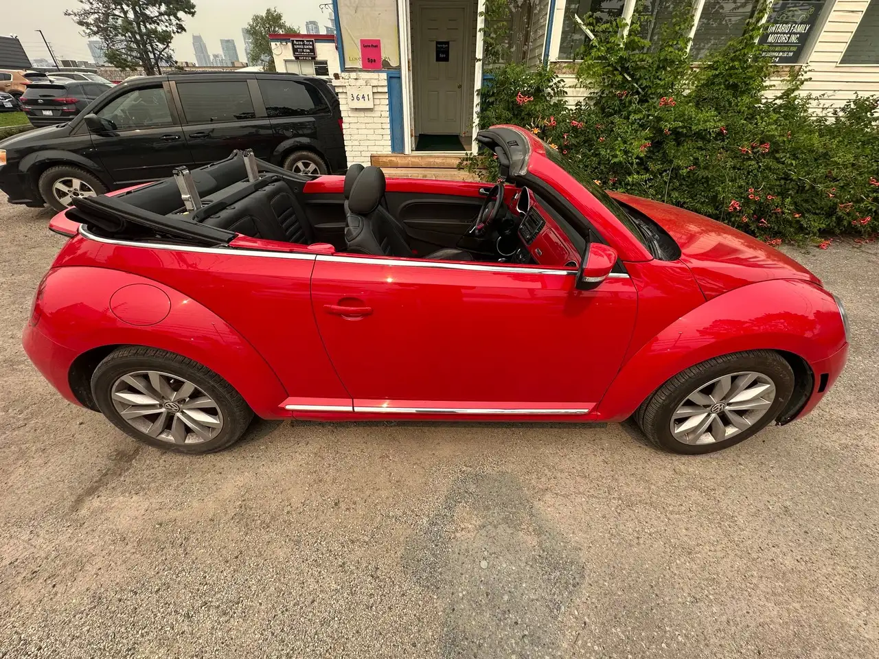 Volkswagen Beetle photo Volkswagen Beetle