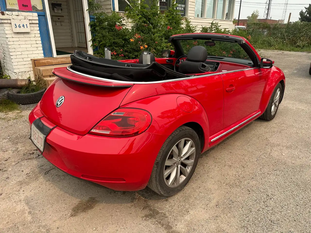 Volkswagen Beetle photo Volkswagen Beetle
