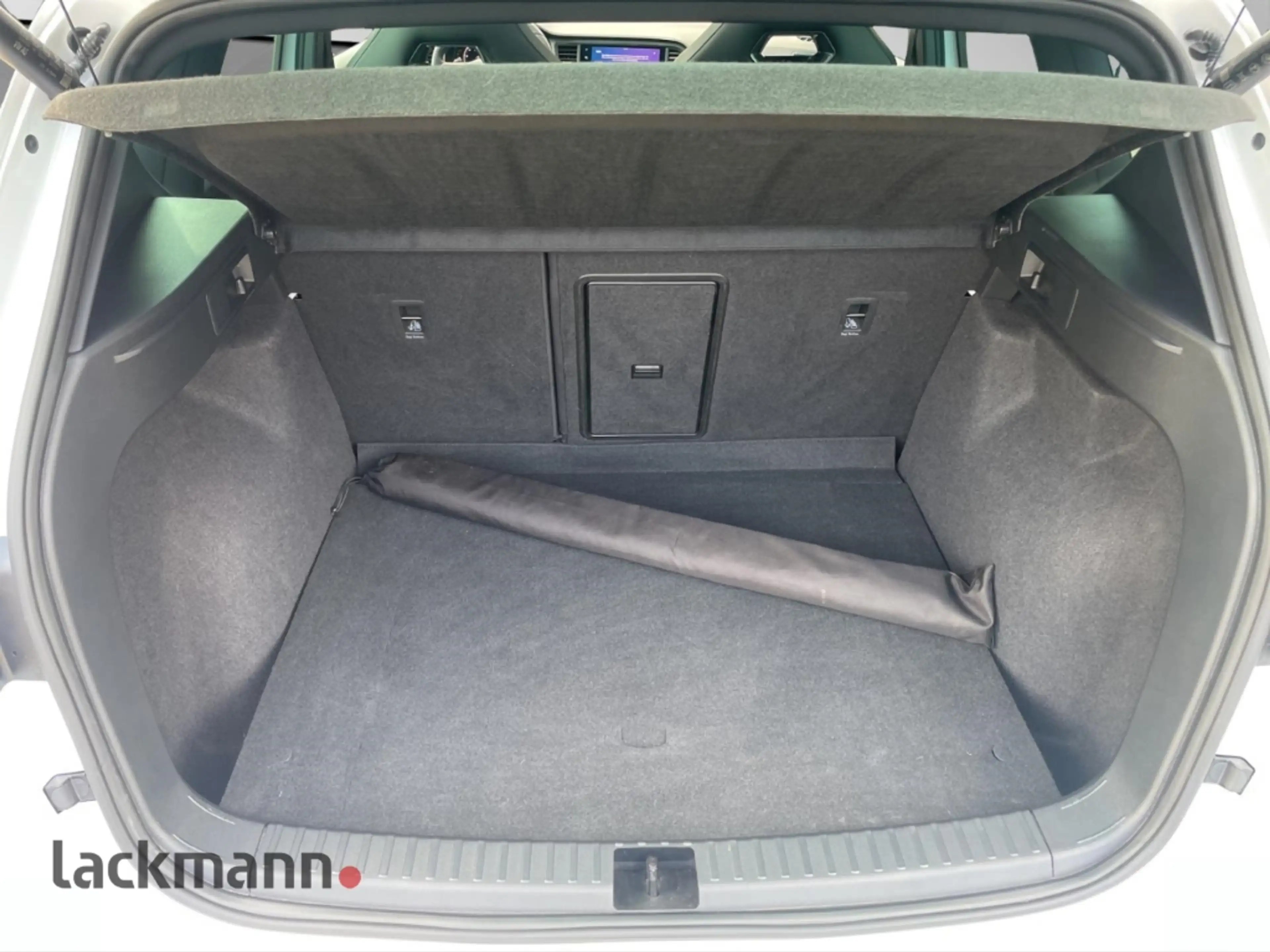 CUPRA Ateca 2.0 VZ 4Drive*AHK*Pano*Navi*Memory* — photo 8