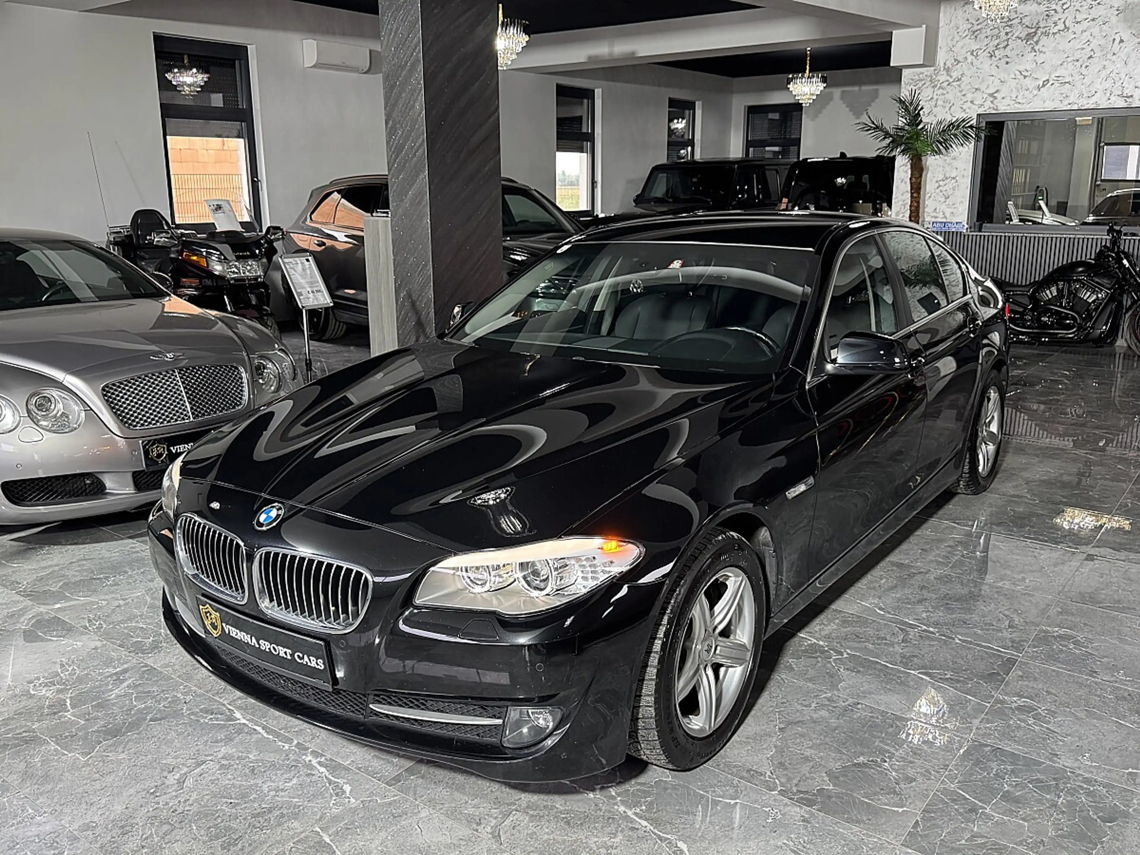 BMW 525 d xDrive Österreich-Paket Aut.*1.Besitz*Wenig-KM*