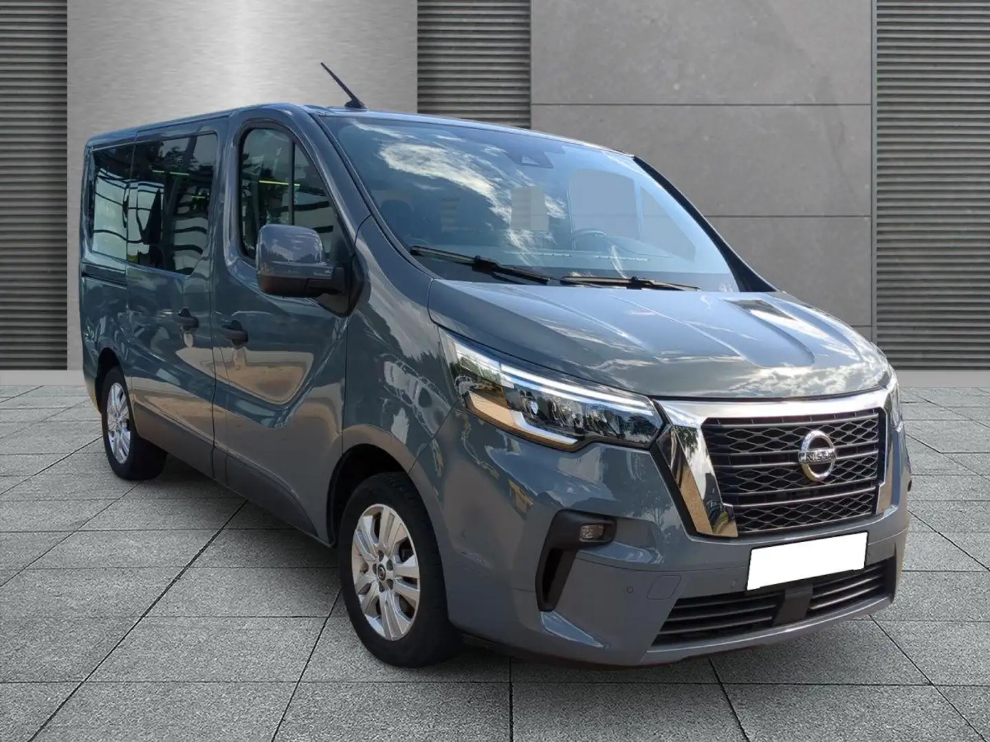 Nissan Primastar Kombi L1H1 Tekna 8-Sitzer+SHZ+RFK+PDC dCi 150 1... Gris - 1