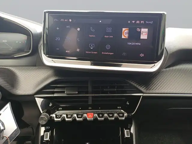 Peugeot 2008 view 12