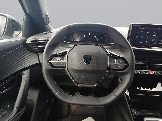 Peugeot 2008 view 13