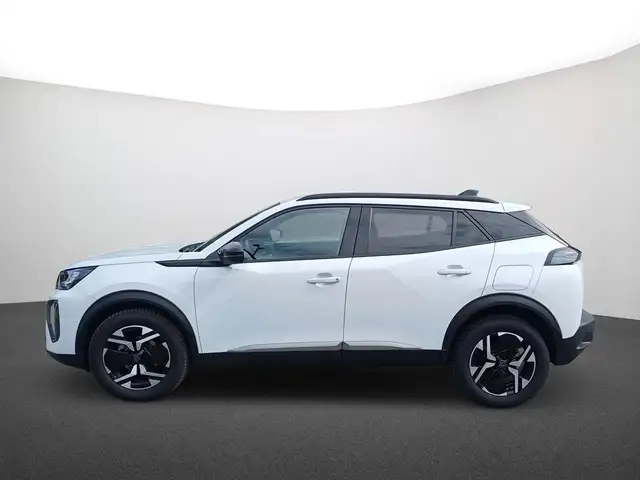 Peugeot 2008 view 4