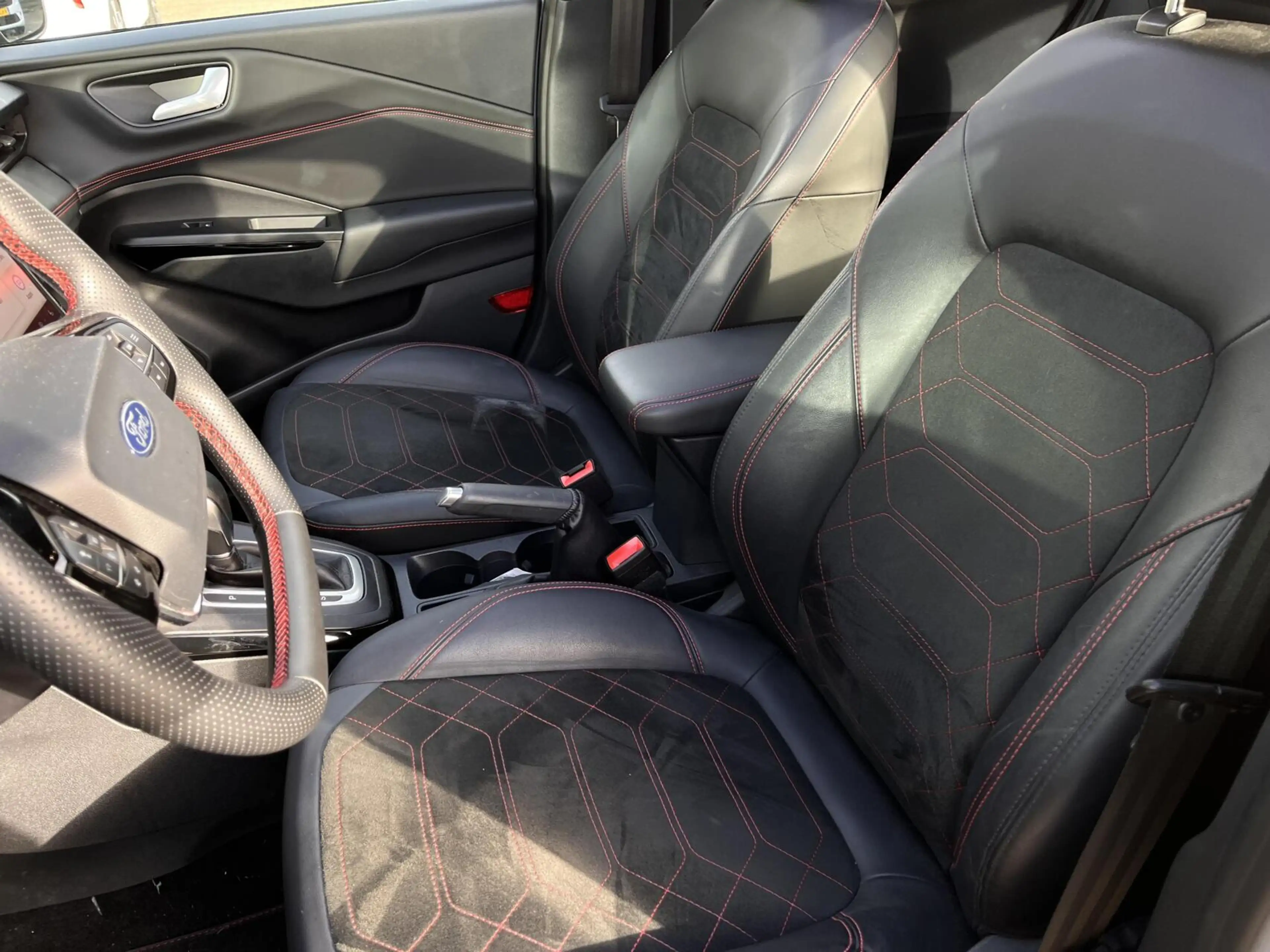 Ford Puma 1.0 EcoBoost Hybrid ST-Line X 155PK Automaat Afn. — photo 4