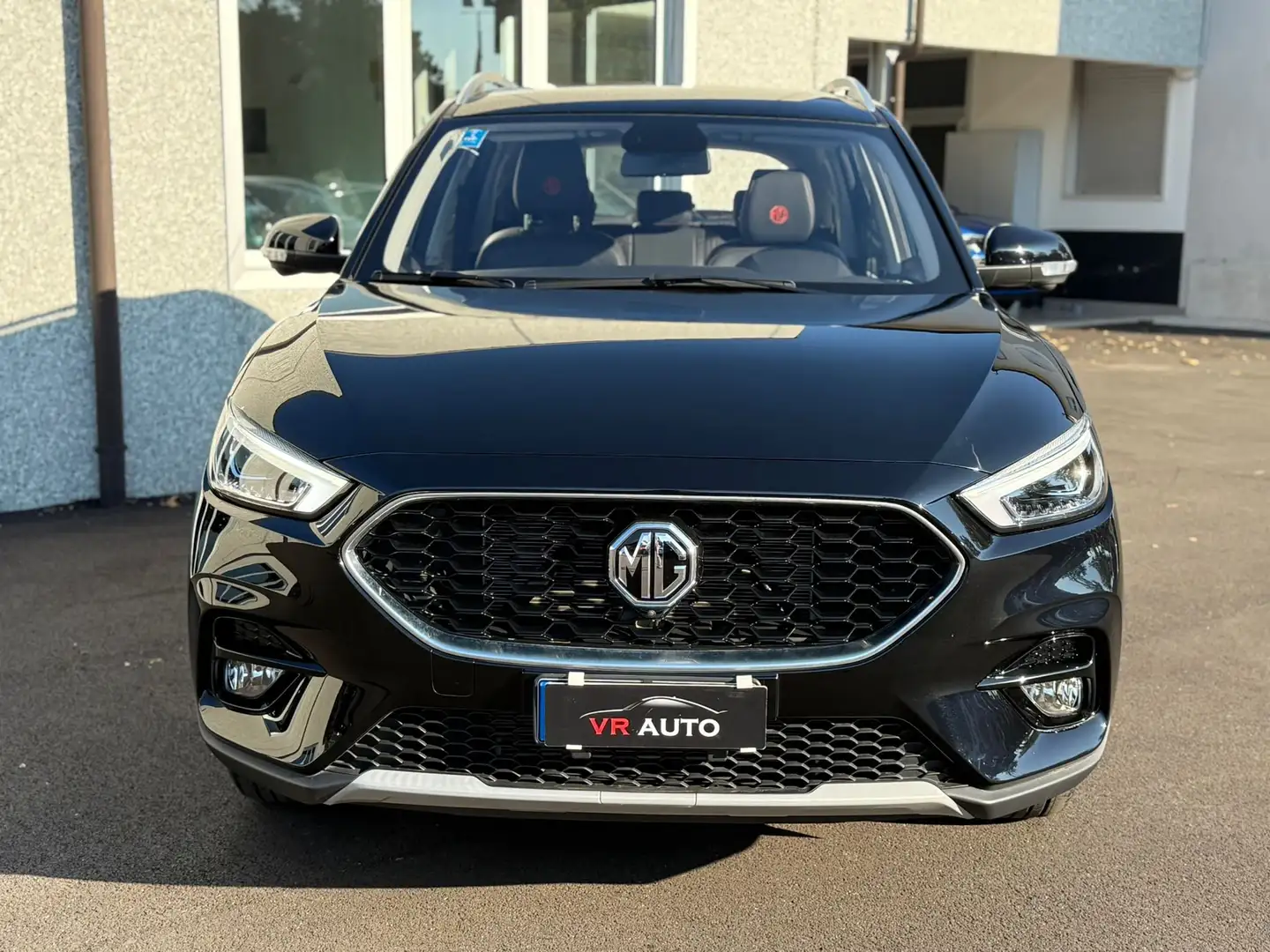 MG ZS 1.5 Luxury FULL OPTIONAL / PROMO FIN Noir - 2